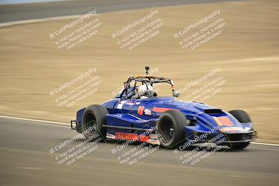 media/Jan-26-2025-CalClub SCCA (Sun) [[cfcea7df88]]/Group 7/Race/